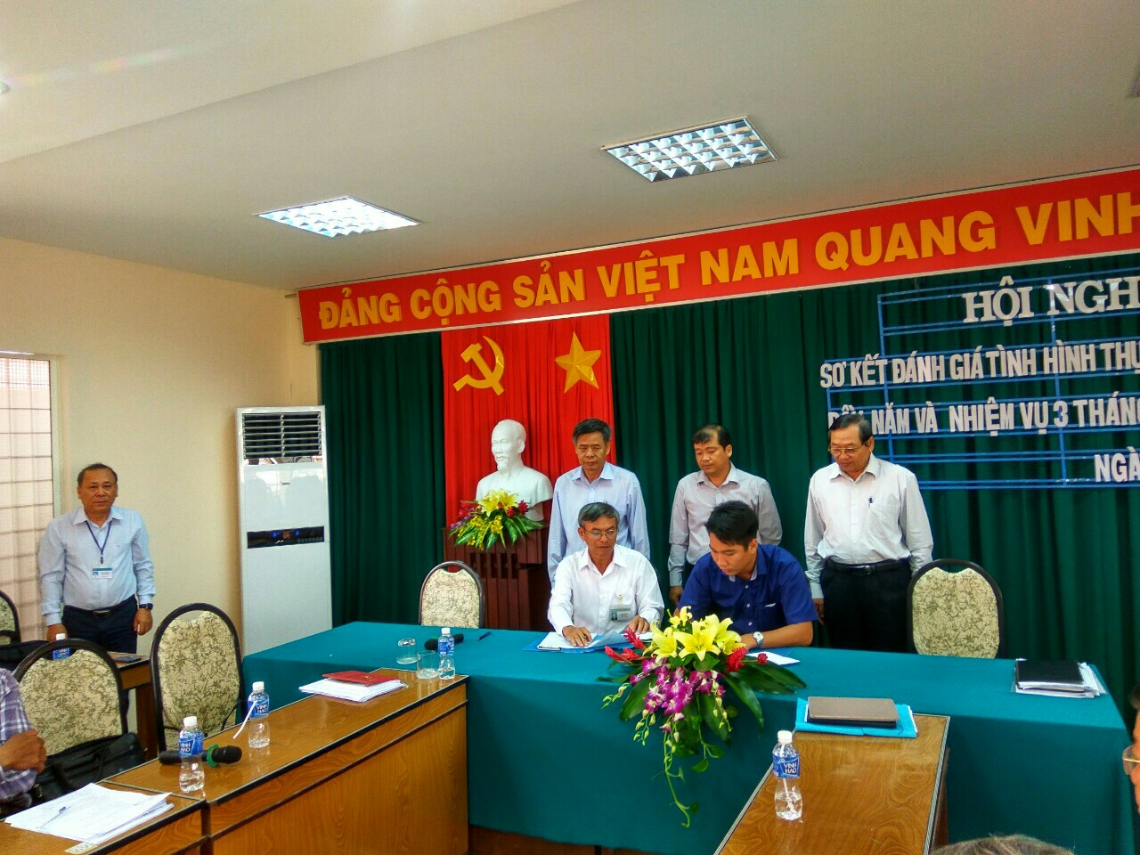  Hội nghị Sơ kết 9 tháng đầu năm 2017 ngành Nông nghiệp và PTNT và Ký kết thỏa thuận triển khai vùng nguyên liệu điều phục vụ chế biến xuất khẩu với Doanh nghiệp tư nhân Trung Nam